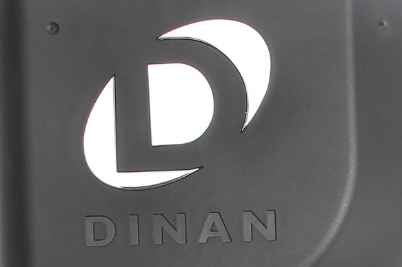 Dinan High Flow Intake System - 2001-2006 BMW 325i Injection-Molded Composite - E46